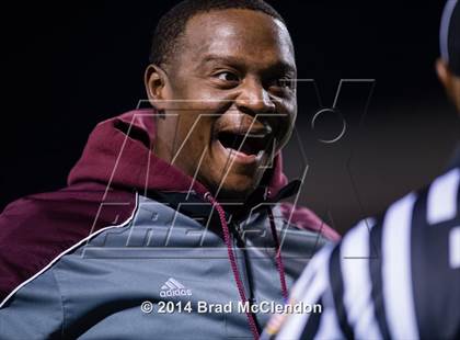 Thumbnail 1 in Naaman vs Rowlett photogallery.