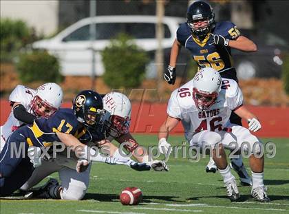 Thumbnail 1 in Sacred Heart Prep vs. Menlo (CIF CCS D4 Playoffs) photogallery.