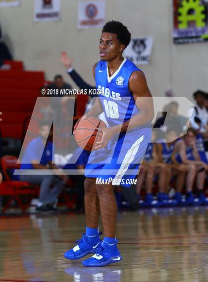 Thumbnail 2 in Redondo Union vs. Santa Margarita (Ryse Williams Pac Shores Tournament) photogallery.