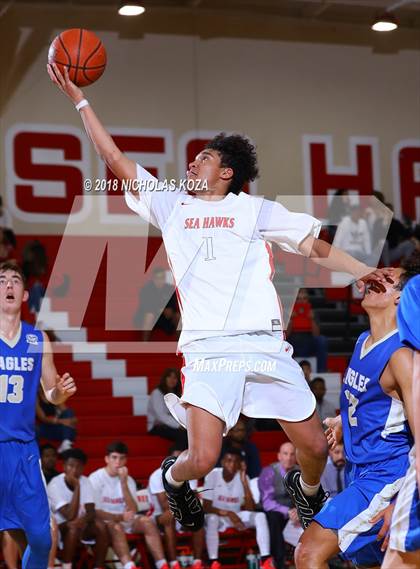 Thumbnail 3 in Redondo Union vs. Santa Margarita (Ryse Williams Pac Shores Tournament) photogallery.