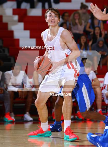 Thumbnail 1 in Redondo Union vs. Santa Margarita (Ryse Williams Pac Shores Tournament) photogallery.
