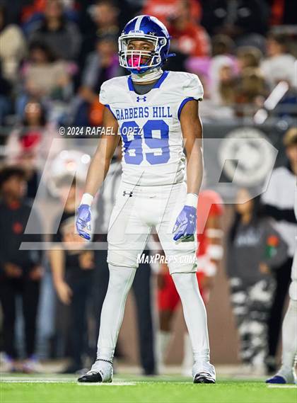 Thumbnail 1 in La Porte vs. Barbers Hill (UIL 5A D1 Football Area) photogallery.