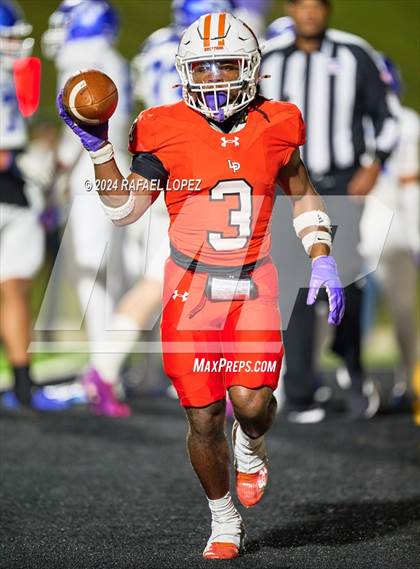 Thumbnail 1 in La Porte vs. Barbers Hill (UIL 5A D1 Football Area) photogallery.