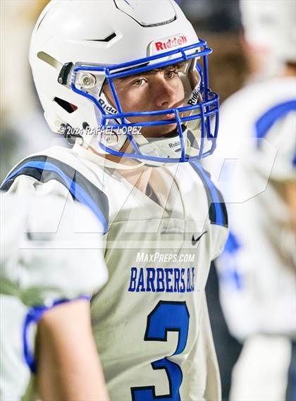Thumbnail 3 in La Porte vs. Barbers Hill (UIL 5A D1 Football Area) photogallery.