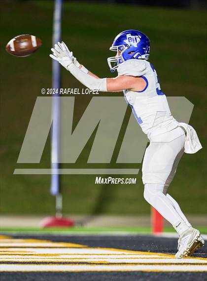 Thumbnail 2 in La Porte vs. Barbers Hill (UIL 5A D1 Football Area) photogallery.