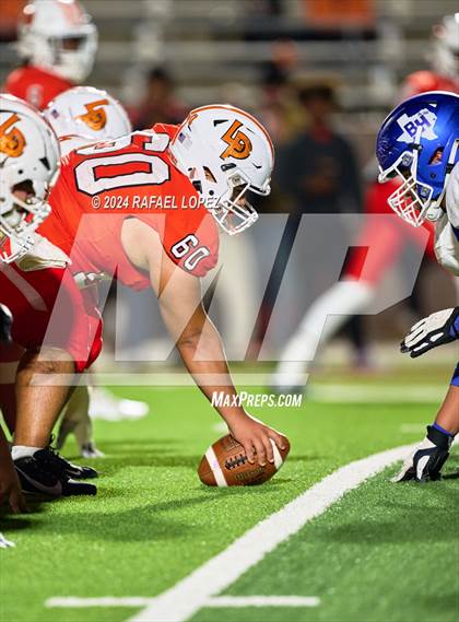 Thumbnail 2 in La Porte vs. Barbers Hill (UIL 5A D1 Football Area) photogallery.