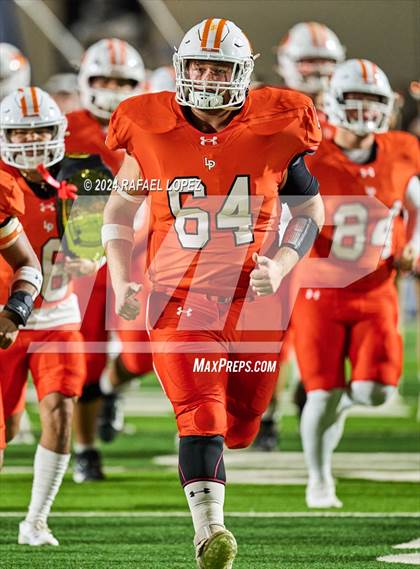 Thumbnail 1 in La Porte vs. Barbers Hill (UIL 5A D1 Football Area) photogallery.
