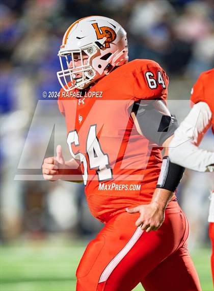 Thumbnail 2 in La Porte vs. Barbers Hill (UIL 5A D1 Football Area) photogallery.