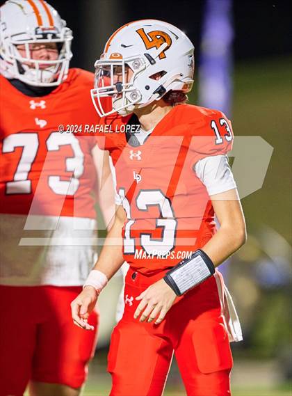 Thumbnail 1 in La Porte vs. Barbers Hill (UIL 5A D1 Football Area) photogallery.