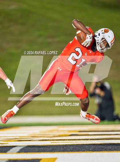 Thumbnail 1 in La Porte vs. Barbers Hill (UIL 5A D1 Football Area) photogallery.