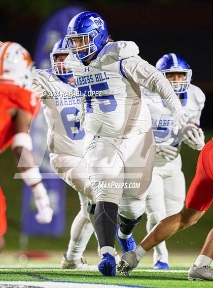 Thumbnail 3 in La Porte vs. Barbers Hill (UIL 5A D1 Football Area) photogallery.