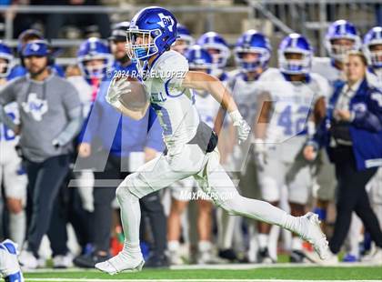Thumbnail 2 in La Porte vs. Barbers Hill (UIL 5A D1 Football Area) photogallery.