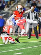 Photo from the gallery "La Porte vs. Barbers Hill (UIL 5A D1 Football Area)"