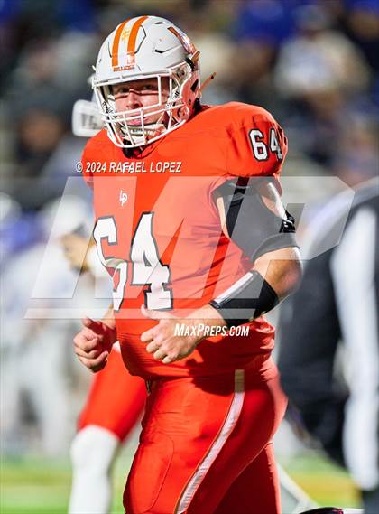 Thumbnail 1 in La Porte vs. Barbers Hill (UIL 5A D1 Football Area) photogallery.