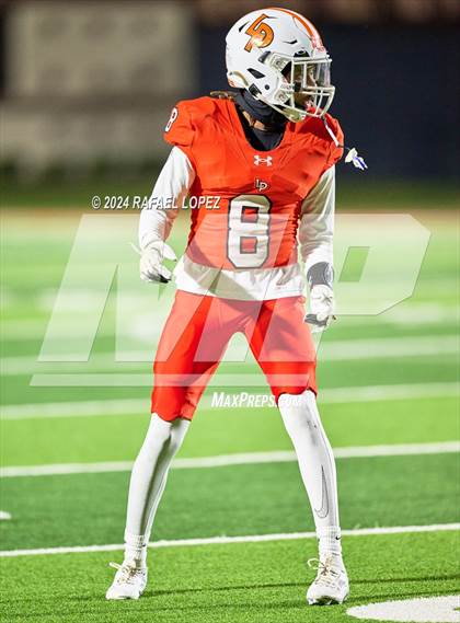 Thumbnail 1 in La Porte vs. Barbers Hill (UIL 5A D1 Football Area) photogallery.