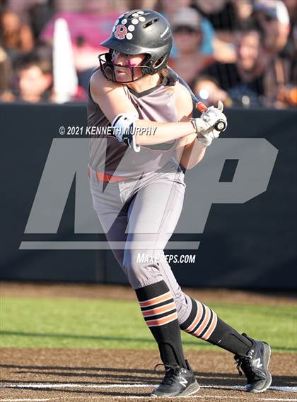 Thumbnail 1 in Rockwall vs Bryan (UIL 6A Regional Final Playoff) photogallery.
