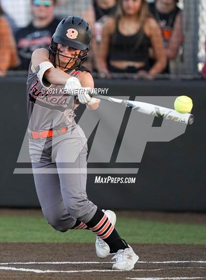 Thumbnail 1 in Rockwall vs Bryan (UIL 6A Regional Final Playoff) photogallery.