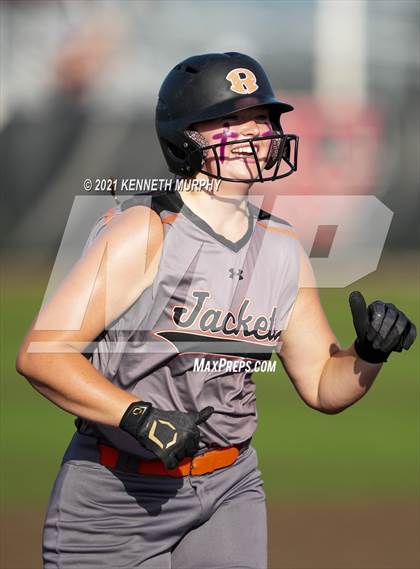 Thumbnail 1 in Rockwall vs Bryan (UIL 6A Regional Final Playoff) photogallery.