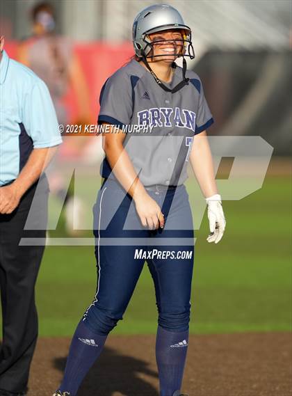 Thumbnail 1 in Rockwall vs Bryan (UIL 6A Regional Final Playoff) photogallery.