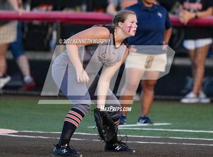 Thumbnail 1 in Rockwall vs Bryan (UIL 6A Regional Final Playoff) photogallery.