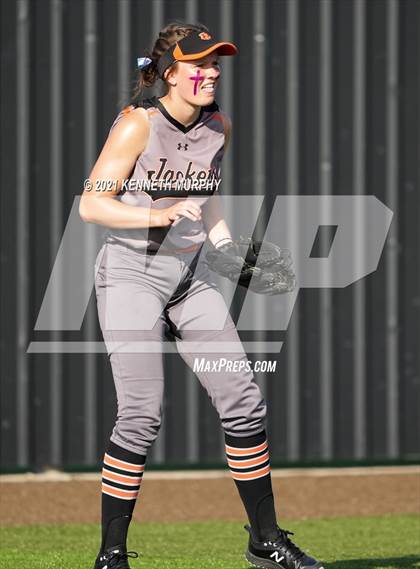 Thumbnail 2 in Rockwall vs Bryan (UIL 6A Regional Final Playoff) photogallery.