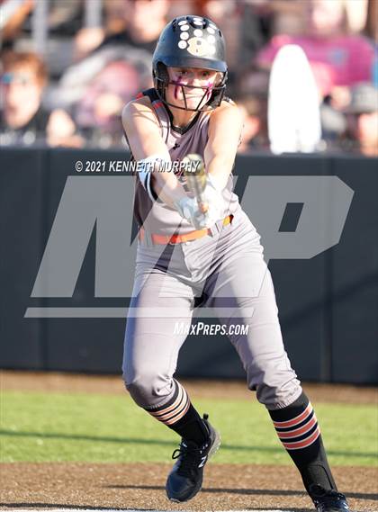 Thumbnail 3 in Rockwall vs Bryan (UIL 6A Regional Final Playoff) photogallery.