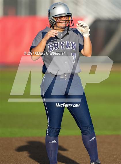 Thumbnail 3 in Rockwall vs Bryan (UIL 6A Regional Final Playoff) photogallery.