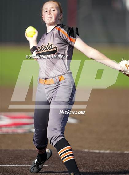 Thumbnail 3 in Rockwall vs Bryan (UIL 6A Regional Final Playoff) photogallery.
