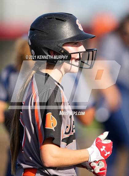 Thumbnail 1 in Rockwall vs Bryan (UIL 6A Regional Final Playoff) photogallery.