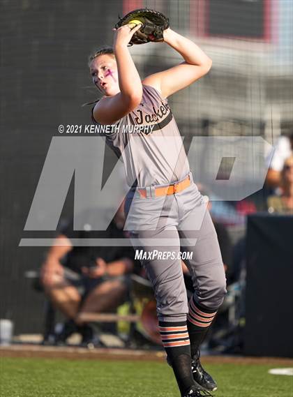 Thumbnail 3 in Rockwall vs Bryan (UIL 6A Regional Final Playoff) photogallery.