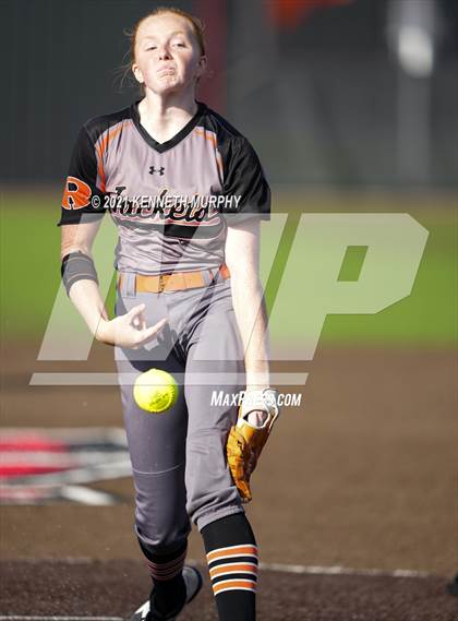 Thumbnail 2 in Rockwall vs Bryan (UIL 6A Regional Final Playoff) photogallery.