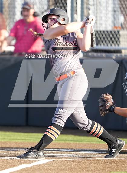 Thumbnail 3 in Rockwall vs Bryan (UIL 6A Regional Final Playoff) photogallery.