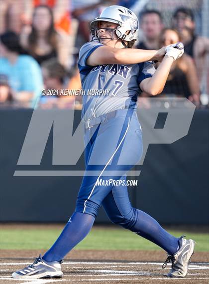 Thumbnail 1 in Rockwall vs Bryan (UIL 6A Regional Final Playoff) photogallery.