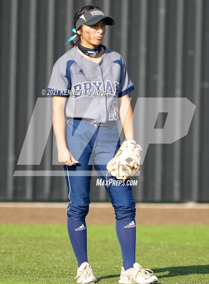 Thumbnail 1 in Rockwall vs Bryan (UIL 6A Regional Final Playoff) photogallery.