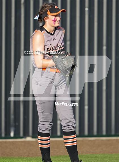 Thumbnail 1 in Rockwall vs Bryan (UIL 6A Regional Final Playoff) photogallery.