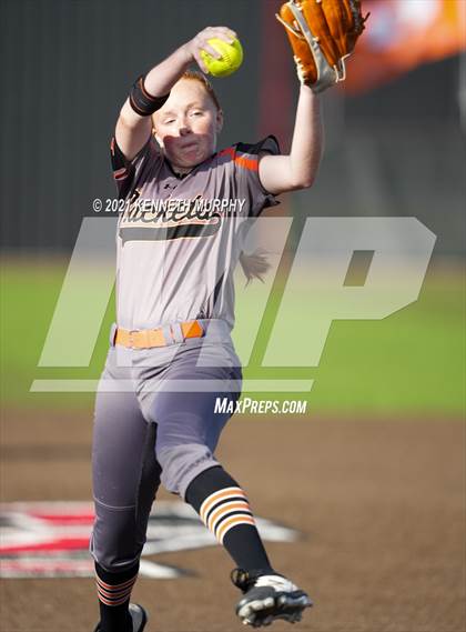 Thumbnail 3 in Rockwall vs Bryan (UIL 6A Regional Final Playoff) photogallery.