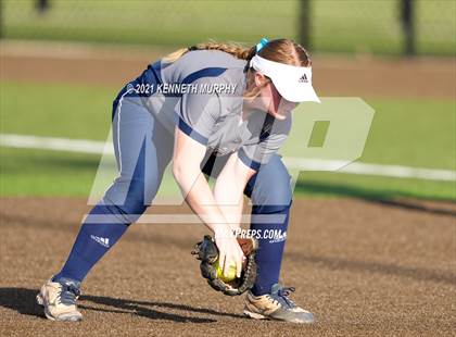 Thumbnail 1 in Rockwall vs Bryan (UIL 6A Regional Final Playoff) photogallery.