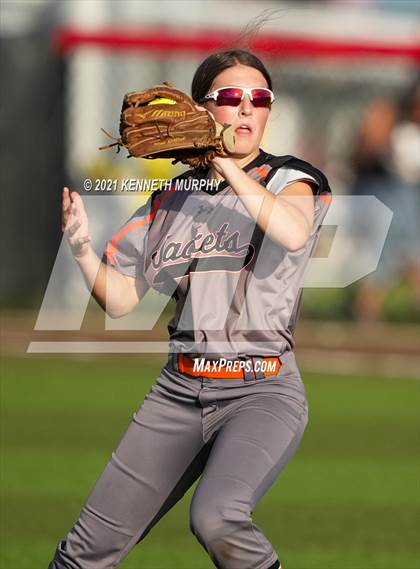 Thumbnail 1 in Rockwall vs Bryan (UIL 6A Regional Final Playoff) photogallery.