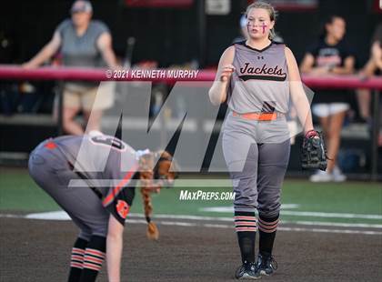 Thumbnail 2 in Rockwall vs Bryan (UIL 6A Regional Final Playoff) photogallery.