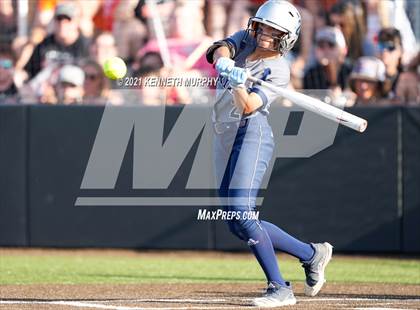 Thumbnail 2 in Rockwall vs Bryan (UIL 6A Regional Final Playoff) photogallery.