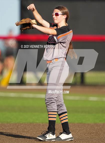 Thumbnail 2 in Rockwall vs Bryan (UIL 6A Regional Final Playoff) photogallery.