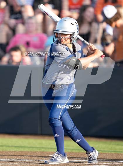Thumbnail 2 in Rockwall vs Bryan (UIL 6A Regional Final Playoff) photogallery.