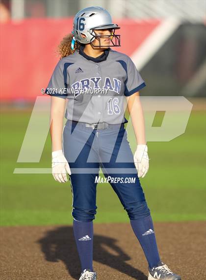 Thumbnail 2 in Rockwall vs Bryan (UIL 6A Regional Final Playoff) photogallery.