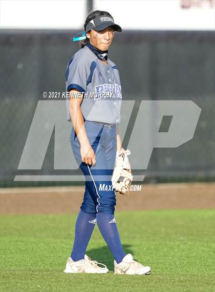 Thumbnail 1 in Rockwall vs Bryan (UIL 6A Regional Final Playoff) photogallery.