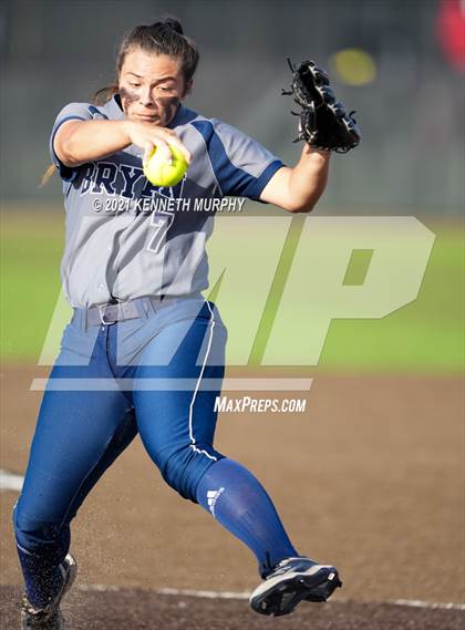 Thumbnail 3 in Rockwall vs Bryan (UIL 6A Regional Final Playoff) photogallery.