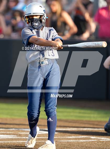 Thumbnail 1 in Rockwall vs Bryan (UIL 6A Regional Final Playoff) photogallery.