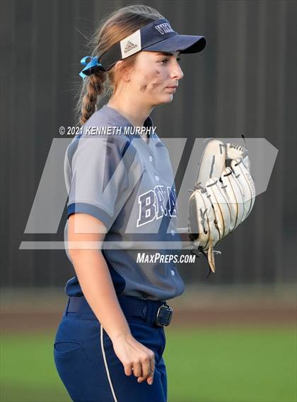 Thumbnail 3 in Rockwall vs Bryan (UIL 6A Regional Final Playoff) photogallery.