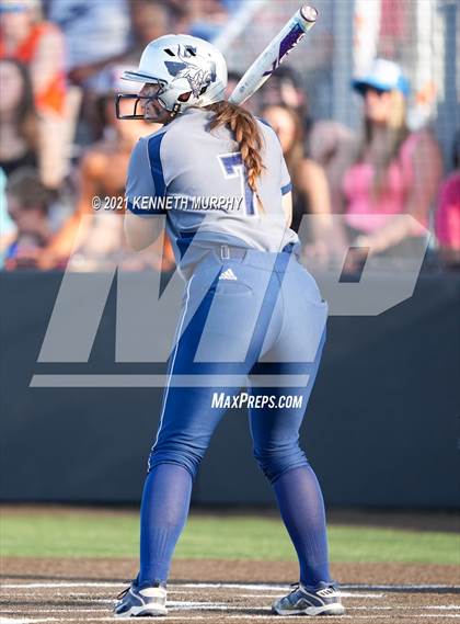 Thumbnail 1 in Rockwall vs Bryan (UIL 6A Regional Final Playoff) photogallery.