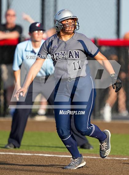 Thumbnail 1 in Rockwall vs Bryan (UIL 6A Regional Final Playoff) photogallery.