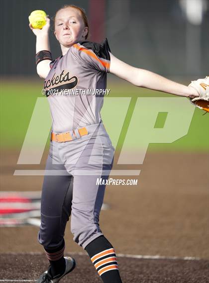 Thumbnail 1 in Rockwall vs Bryan (UIL 6A Regional Final Playoff) photogallery.